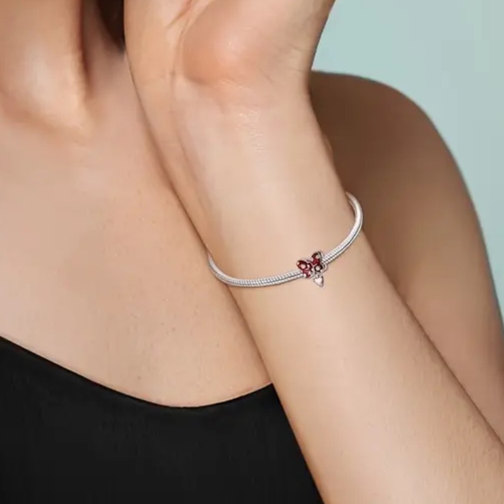 S925 Sterling Silver Disney Inspired Minnie Red Bow Charm with CZ Accents - NWT - Picture 6 of 6
